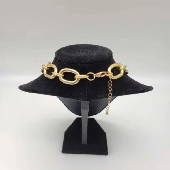 Authentic Louis Vuitton Lock and Key Gold Color with Gold Plated Chain Necklace - Picture 11 of 14